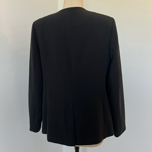 Banana Republic Black Blazer - Picture 4 of 8